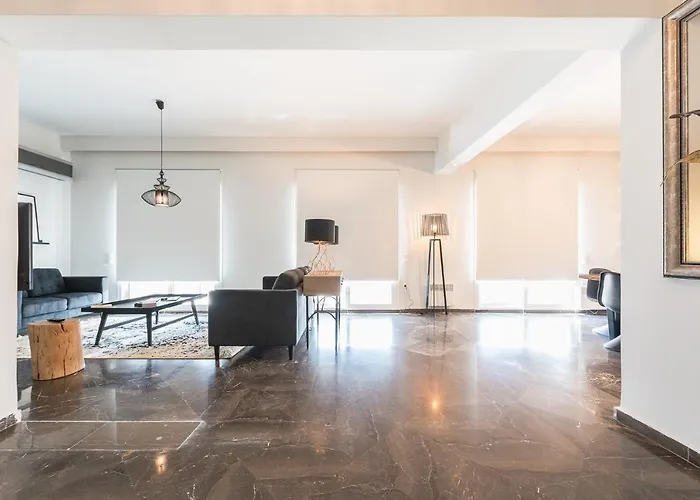 Traveler\'S Dream 4 Brdm Renovated Penthouse